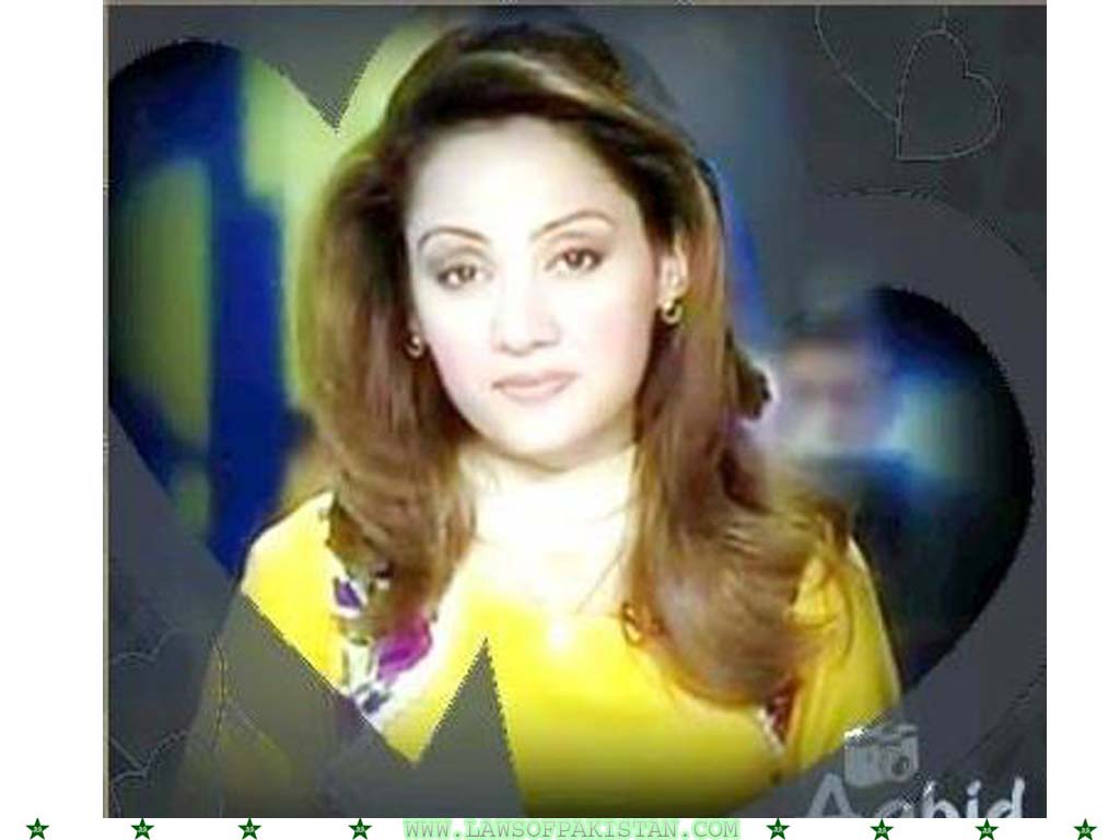 Gharida Farooqi Hot Pics