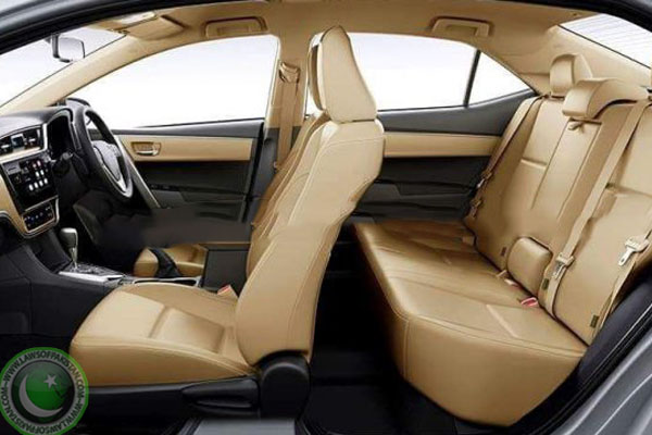 Toyota Corolla Facelift interior photo